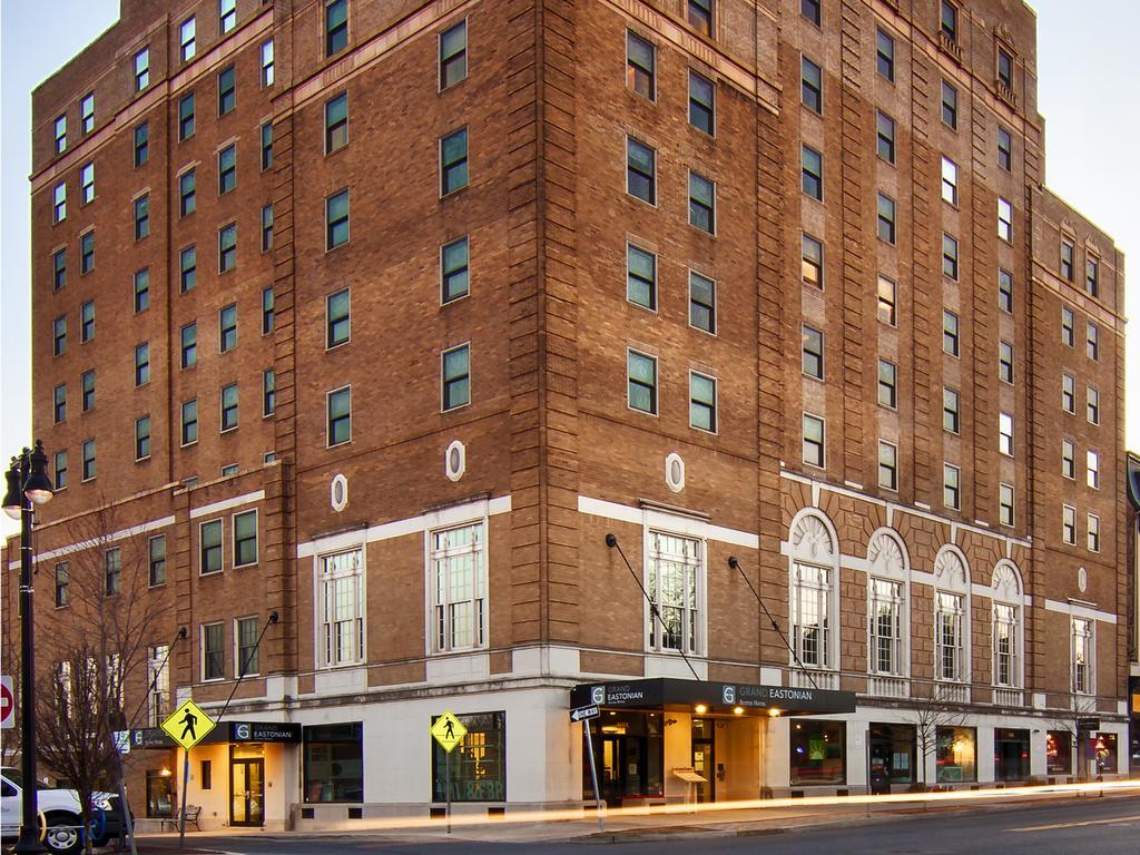 Grand Eastonian Hotel & Suites Easton Exteriér fotografie
